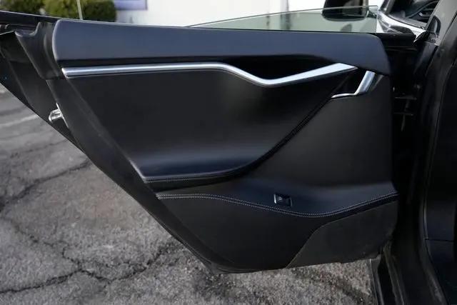 2017 Tesla Model S 75D
