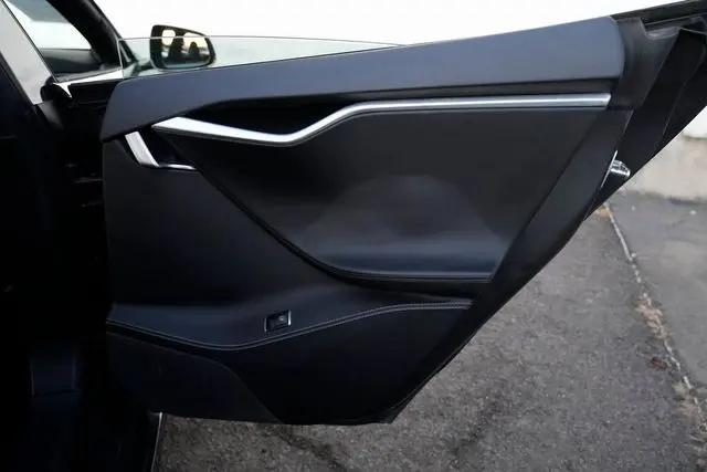 2017 Tesla Model S 75D
