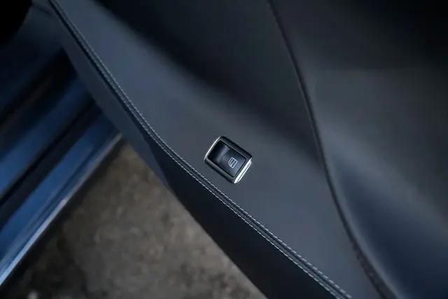 2017 Tesla Model S 75D