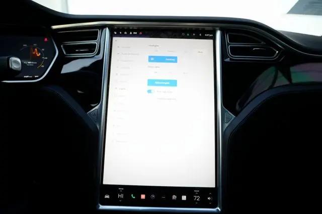2017 Tesla Model S 75D