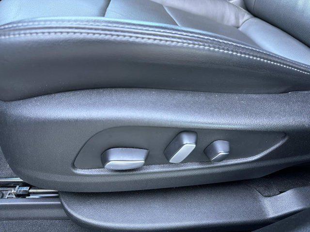 2024 Cadillac XT6 FWD Premium Luxury