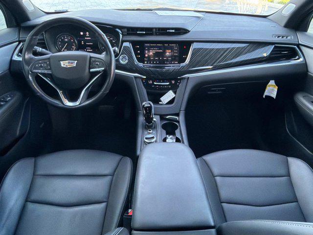 2024 Cadillac XT6 FWD Premium Luxury