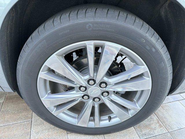 2024 Cadillac XT6 FWD Premium Luxury
