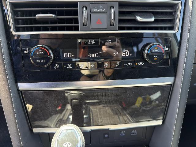 2024 INFINITI QX80 LUXE AWD