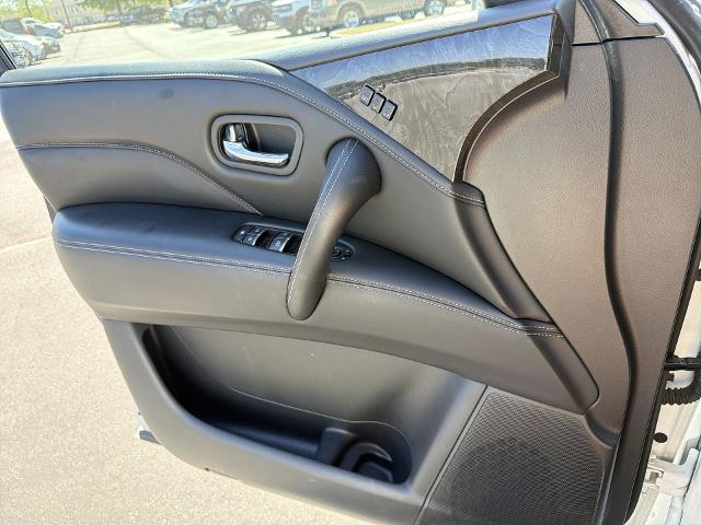 2024 INFINITI QX80 LUXE AWD