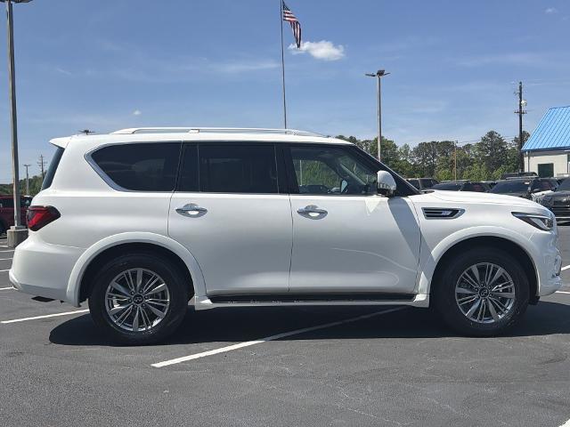 2024 INFINITI QX80 LUXE AWD