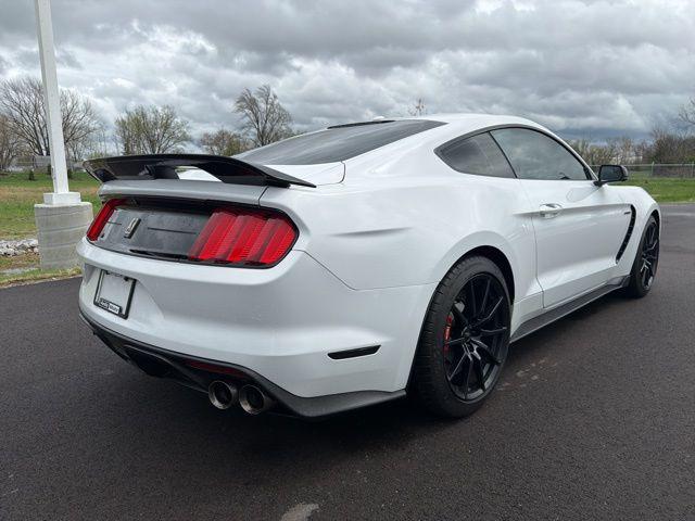 2016 Ford GT Shelby GT350