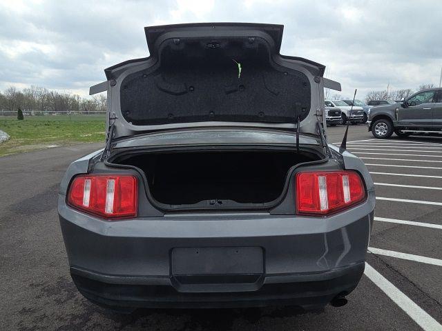2010 Ford Mustang V6 Premium