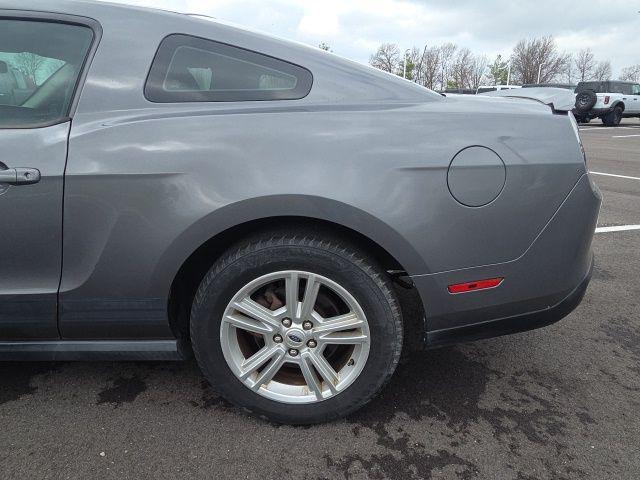 2010 Ford Mustang V6 Premium