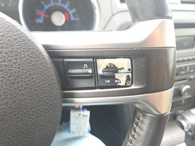 2010 Ford Mustang V6 Premium