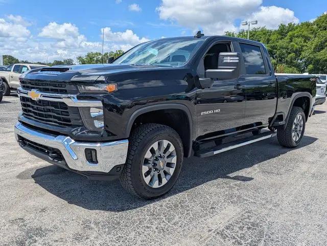 2026 Chevrolet Silverado 2500HD Crew Cab, Standard Bed, LT, 4WD