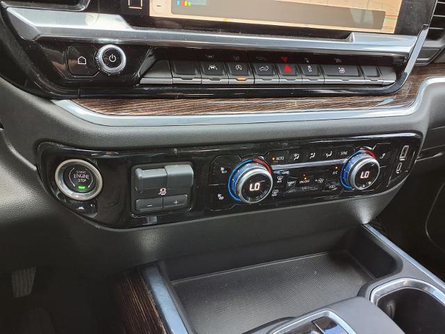 2022 GMC Sierra 1500 4WD Crew Cab Short Box Elevation