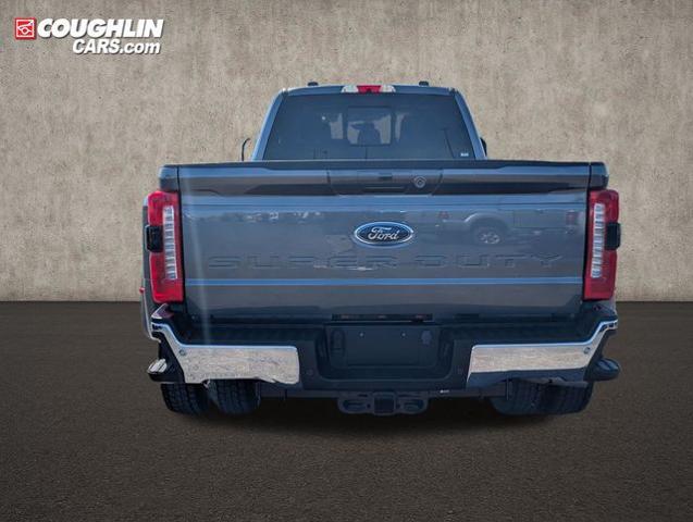 2023 Ford F-450 LARIAT