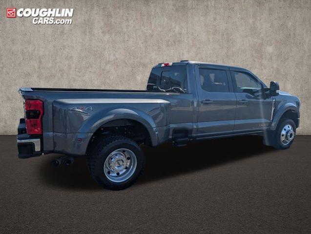 2023 Ford F-450 LARIAT
