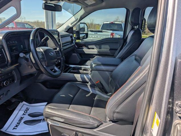 2023 Ford F-450 LARIAT