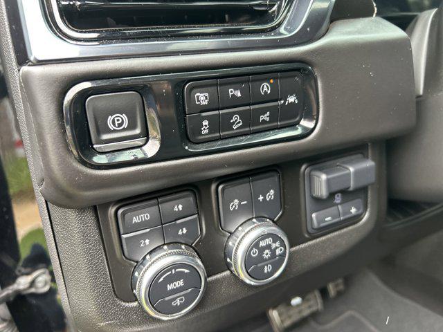 2025 GMC Yukon 4WD AT4 Ultimate