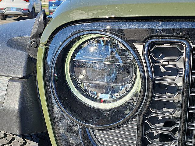 2024 Jeep Wrangler 2-Door Willys 4x4