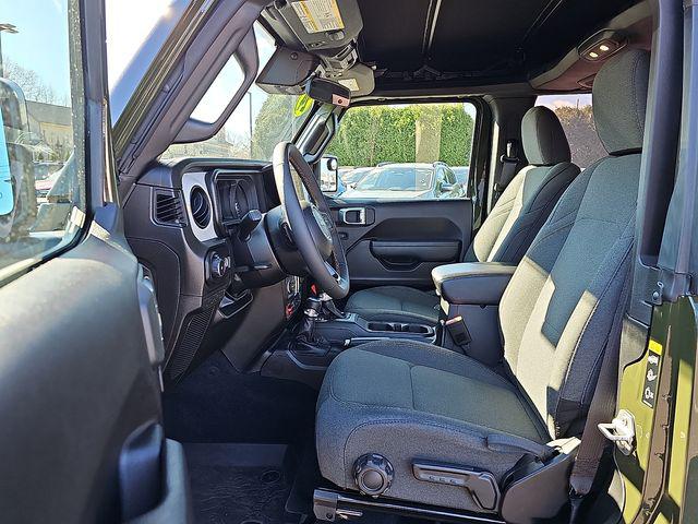 2024 Jeep Wrangler 2-Door Willys 4x4