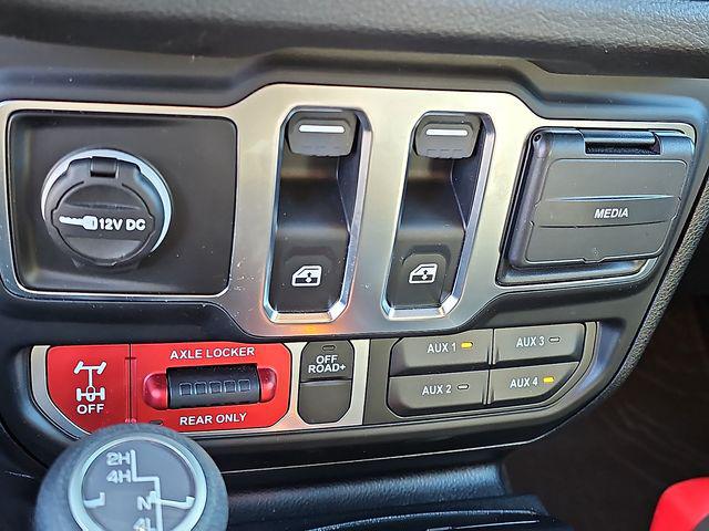 2024 Jeep Wrangler 2-Door Willys 4x4