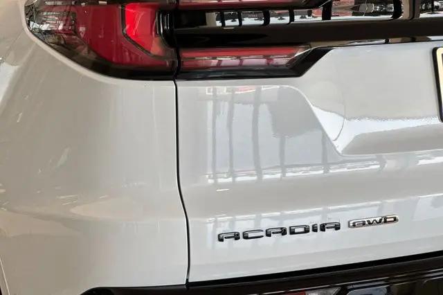 2026 GMC Acadia Denali Ultimate AWD