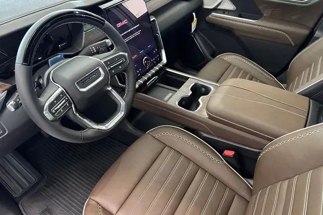 2026 GMC Acadia Denali Ultimate AWD