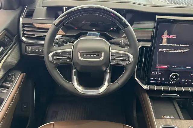 2026 GMC Acadia Denali Ultimate AWD