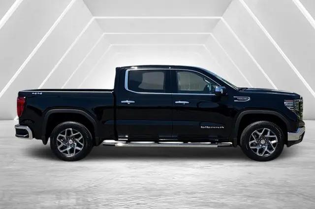 2026 GMC Sierra 1500 Crew Cab, Short Bed, SLT, 4WD