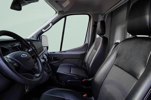 2022 Ford Transit Cutaway T-350