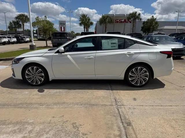 2026 Nissan Altima SV FWD