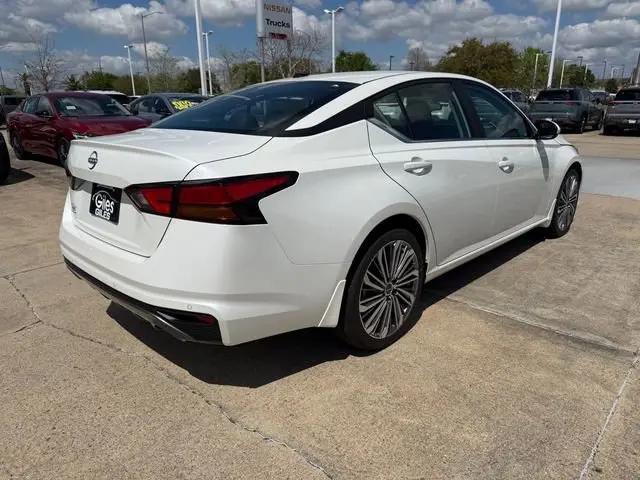 2026 Nissan Altima SV FWD