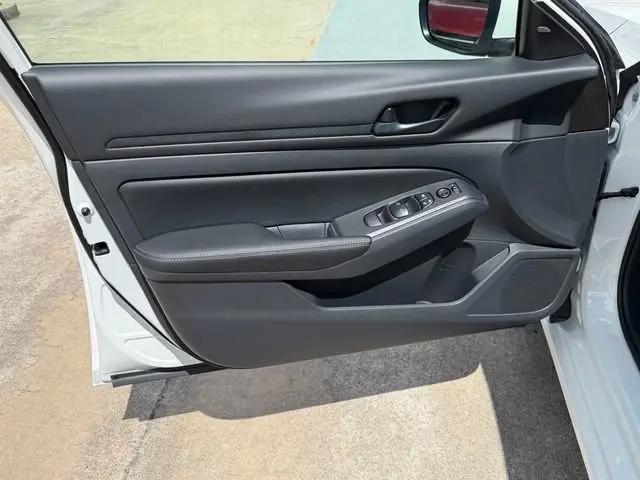 2026 Nissan Altima SV FWD