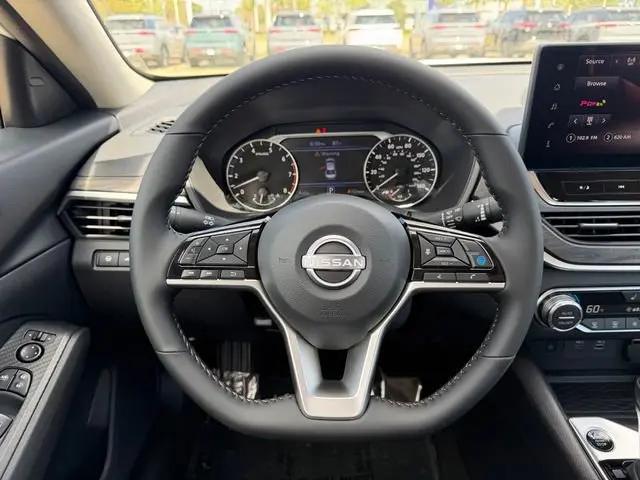 2026 Nissan Altima SV FWD