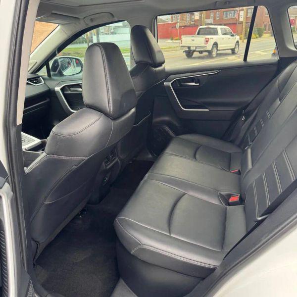 2019 Toyota RAV4 Hybrid Limited
