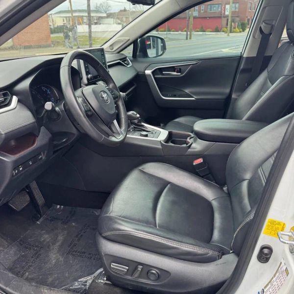 2019 Toyota RAV4 Hybrid Limited