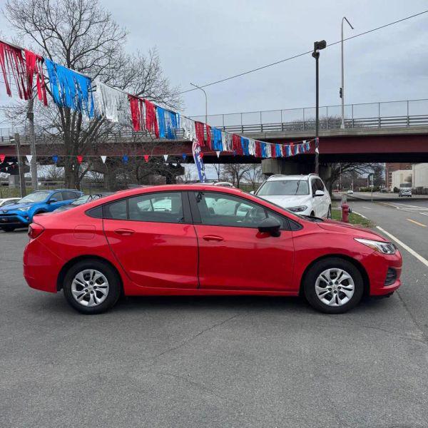 2019 Chevrolet Cruze LS