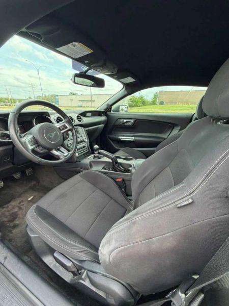 2016 Ford Mustang V6