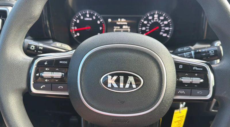 2021 Kia Sorento LX