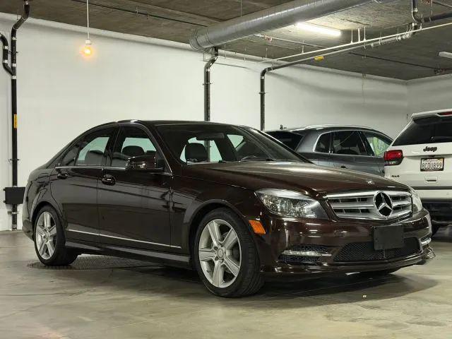 2011 Mercedes-Benz C-CLASS C 300 Luxury