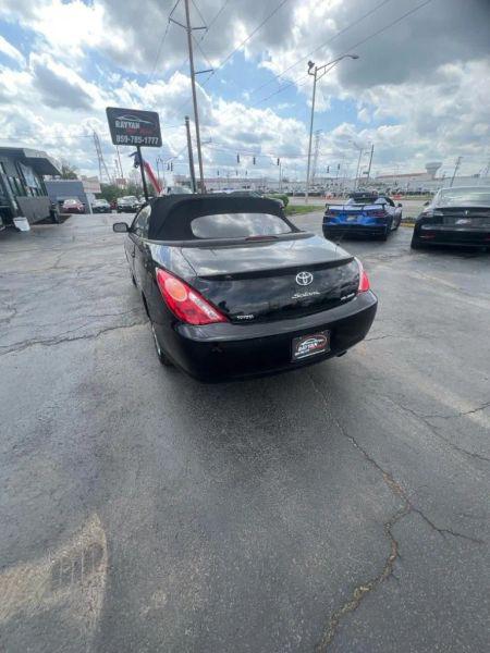 2005 Toyota Camry SE