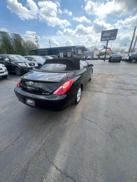 2005 Toyota Camry SE