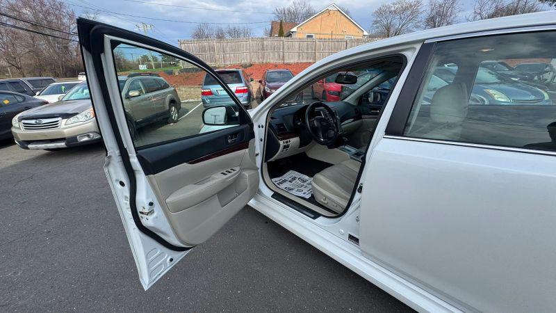 2014 Subaru Legacy 2.5i Limited