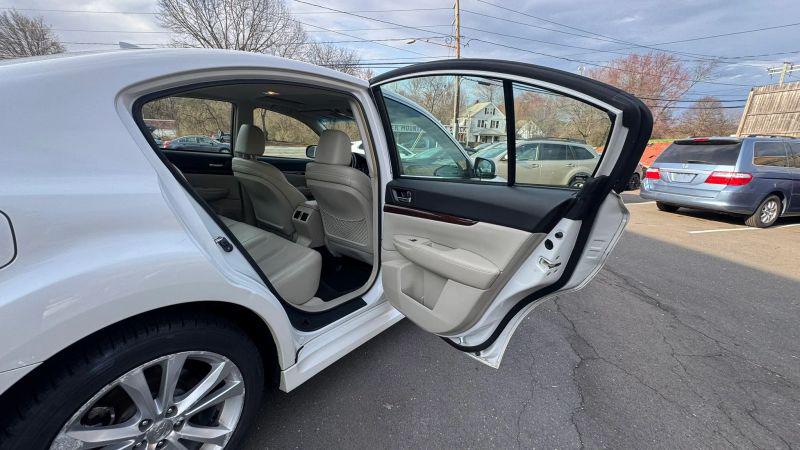 2014 Subaru Legacy 2.5i Limited