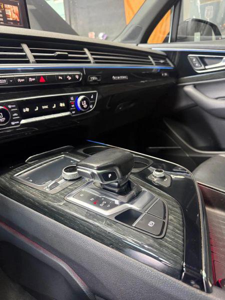 2017 Audi Q7 3.0T Premium