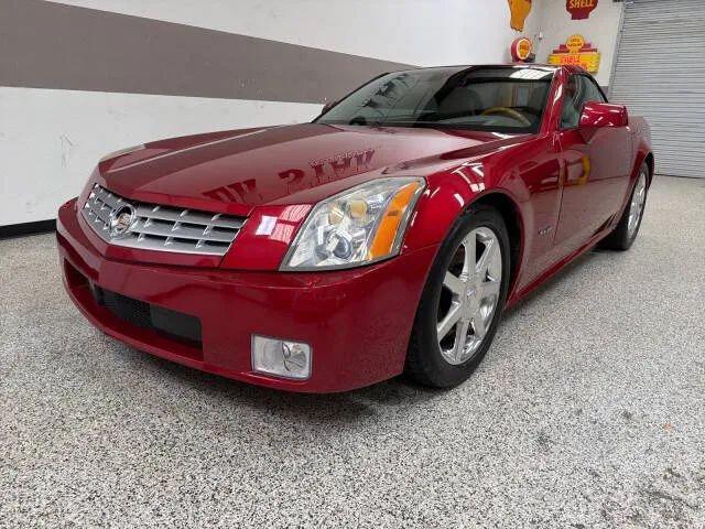 2004 Cadillac XLR Standard
