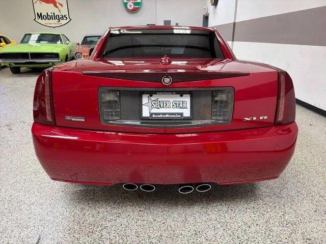 2004 Cadillac XLR Standard
