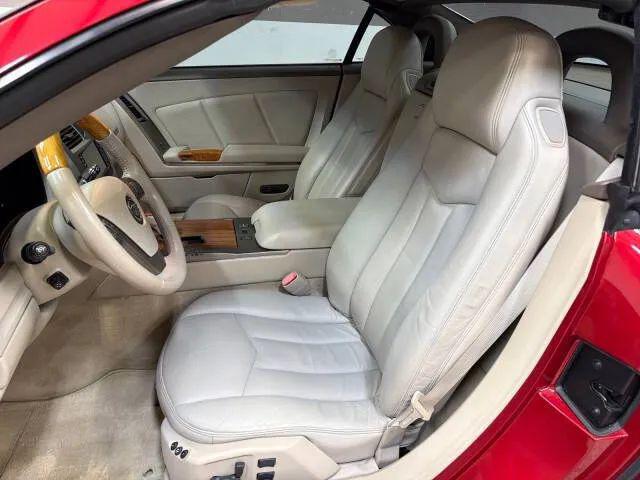 2004 Cadillac XLR Standard