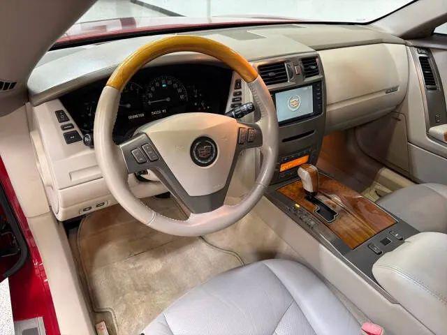 2004 Cadillac XLR Standard