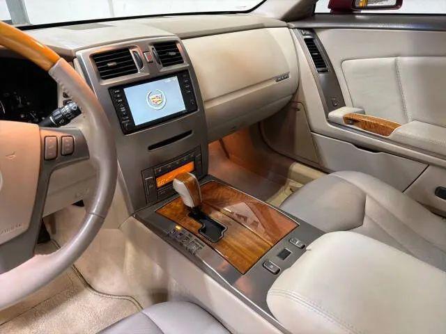 2004 Cadillac XLR Standard