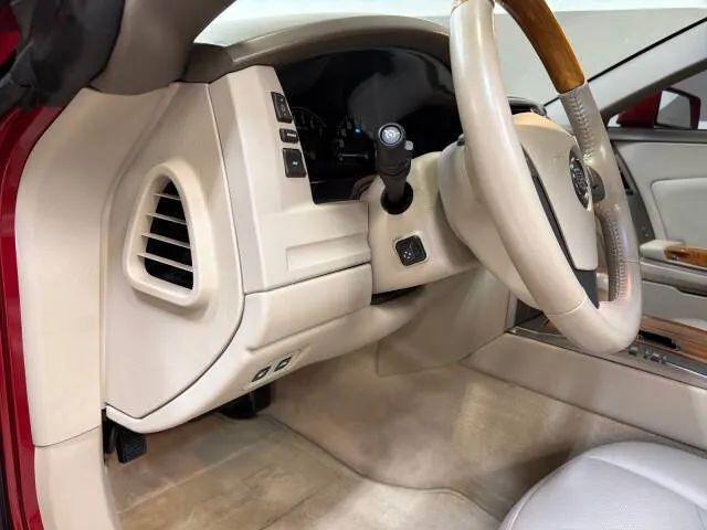 2004 Cadillac XLR Standard