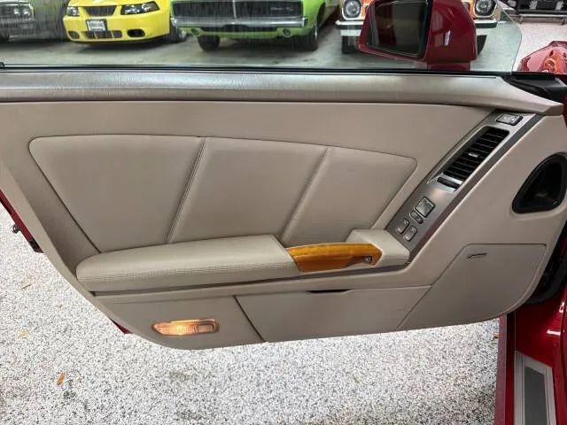 2004 Cadillac XLR Standard